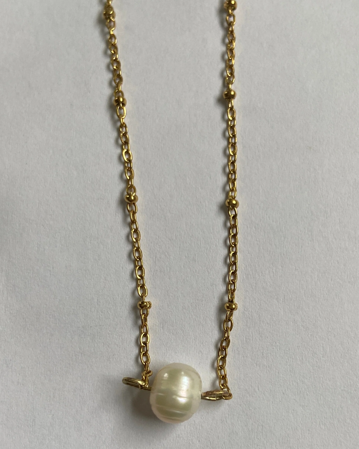 The Magnolia Necklace