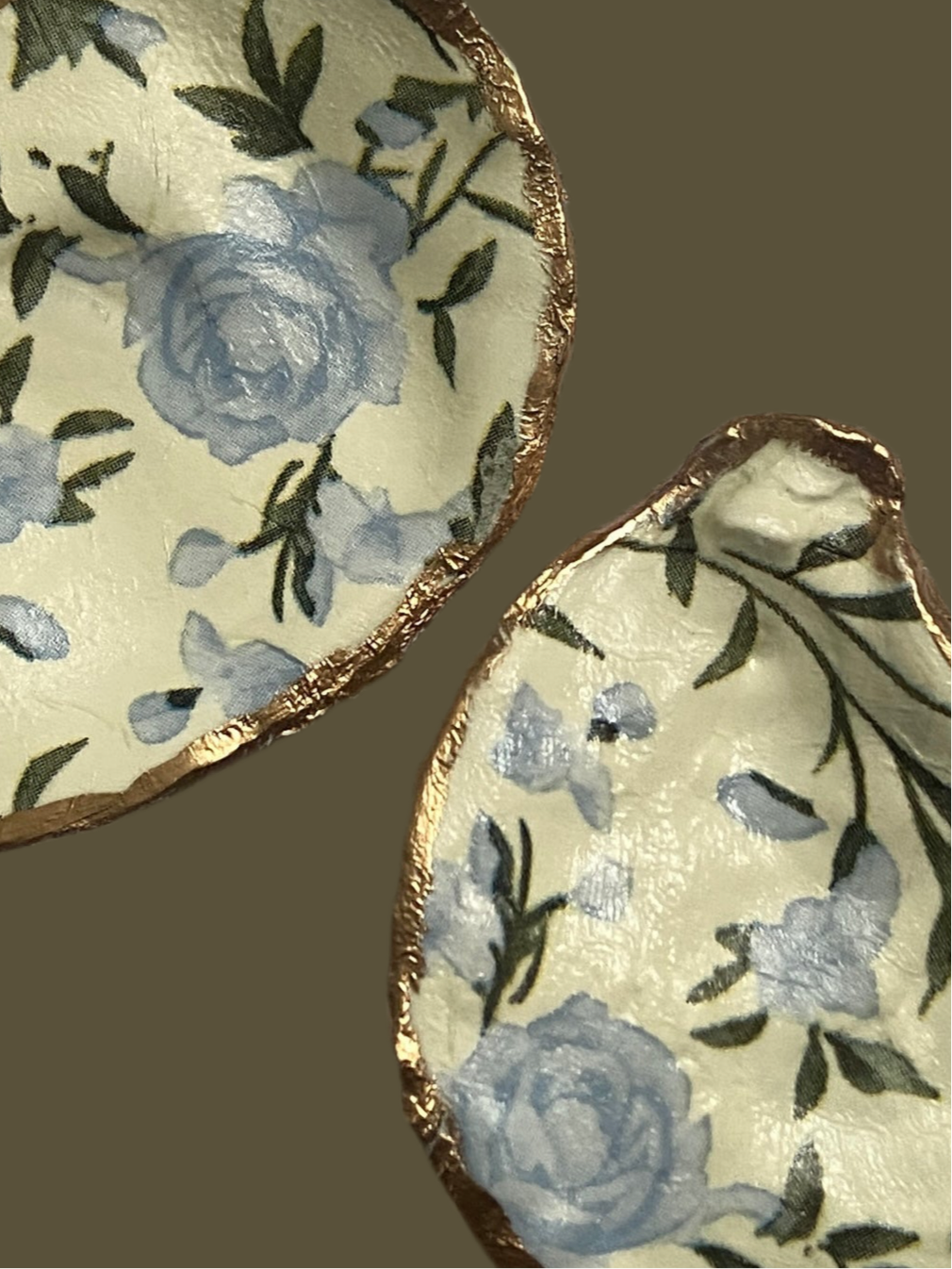 Magnolia Oyster Trinket Dish