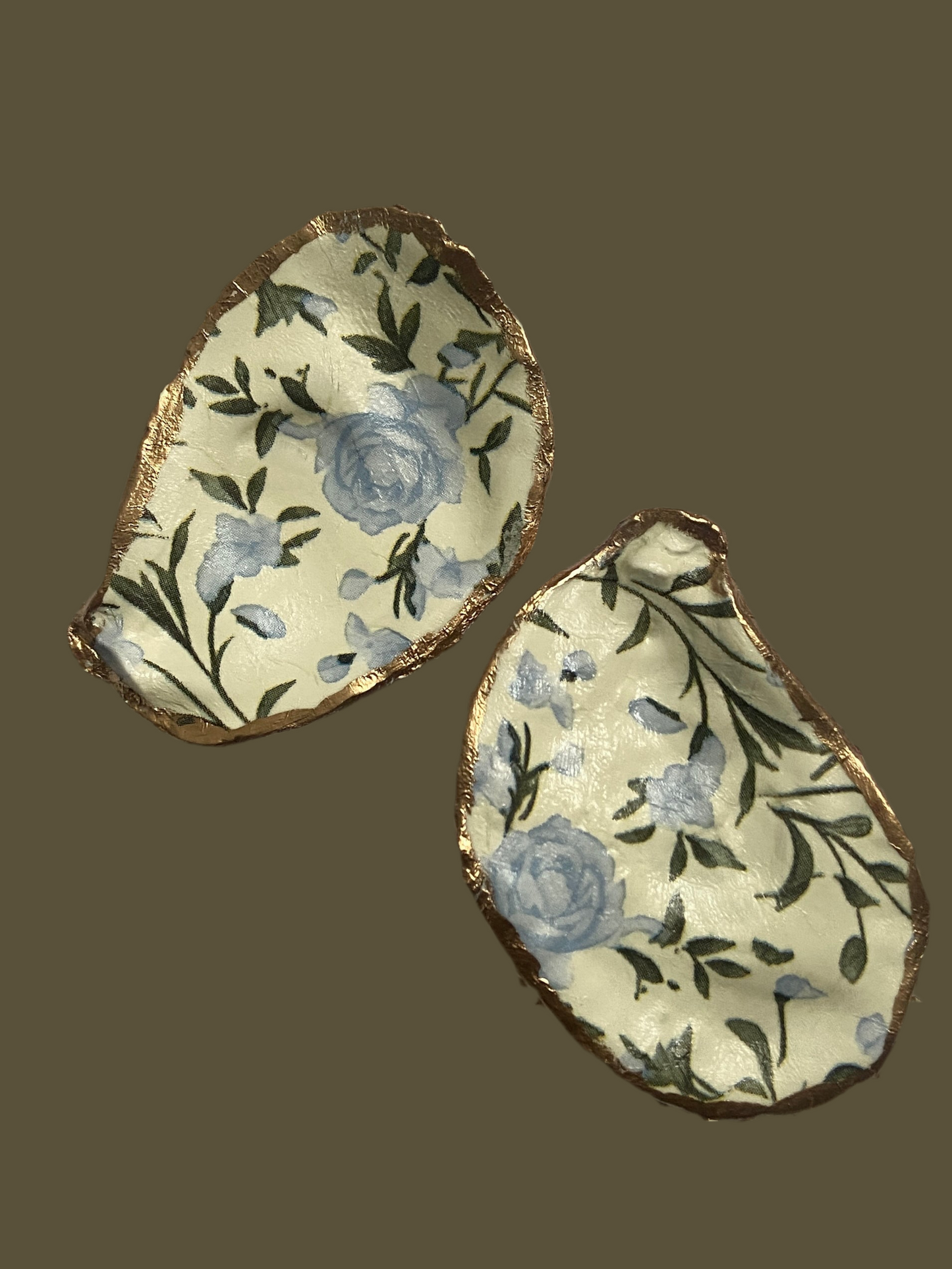 Magnolia Oyster Trinket Dish